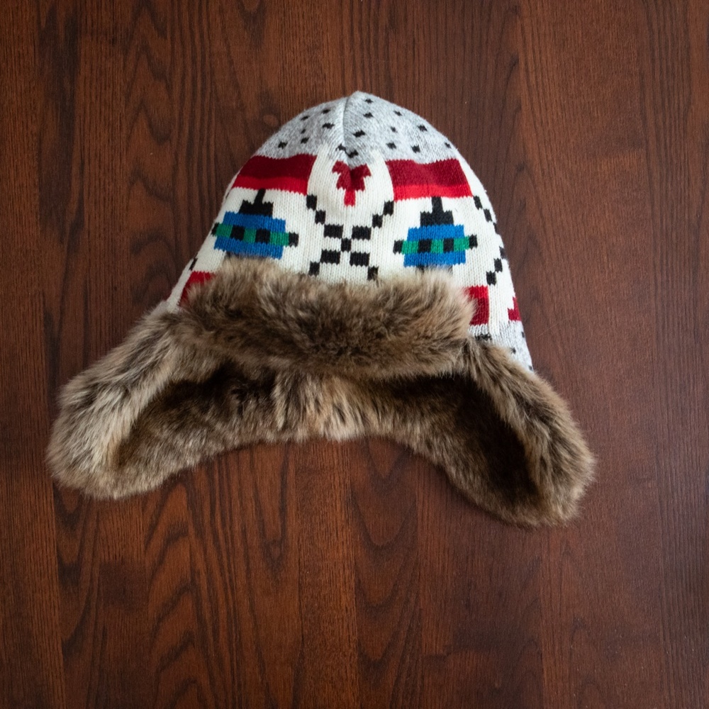 Hanna Andersson Furry Sweaterknit Trapper Hat - Picture 4 of 6